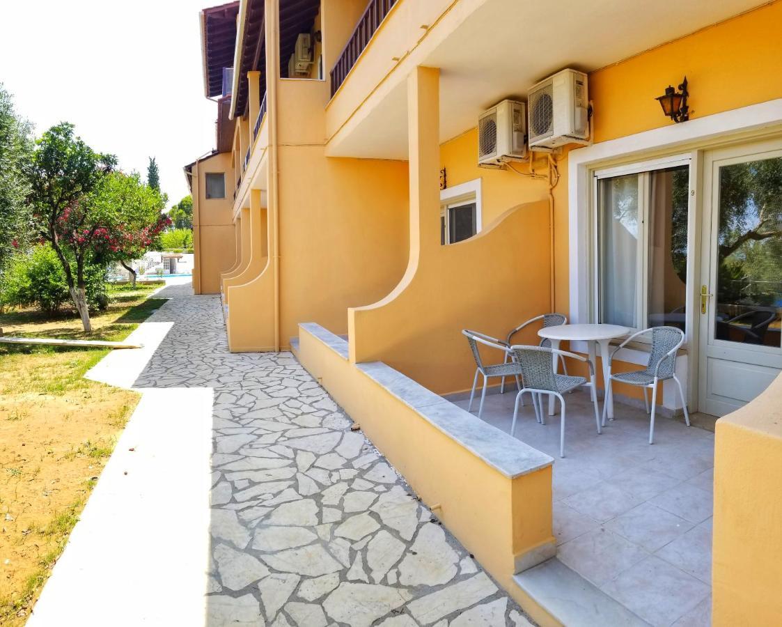 Mirabello Hotel Apartments Dassia  Exterior foto